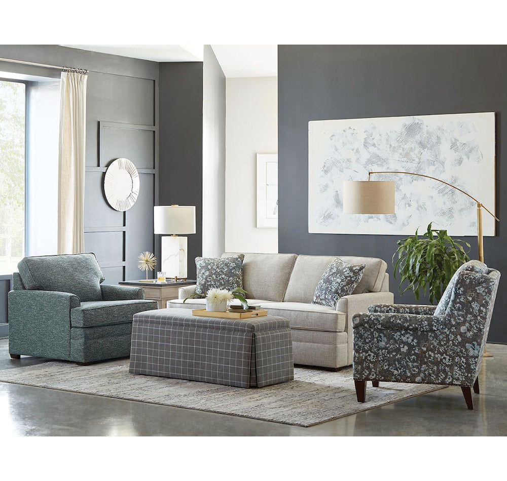 9R05 Hallie Sofa