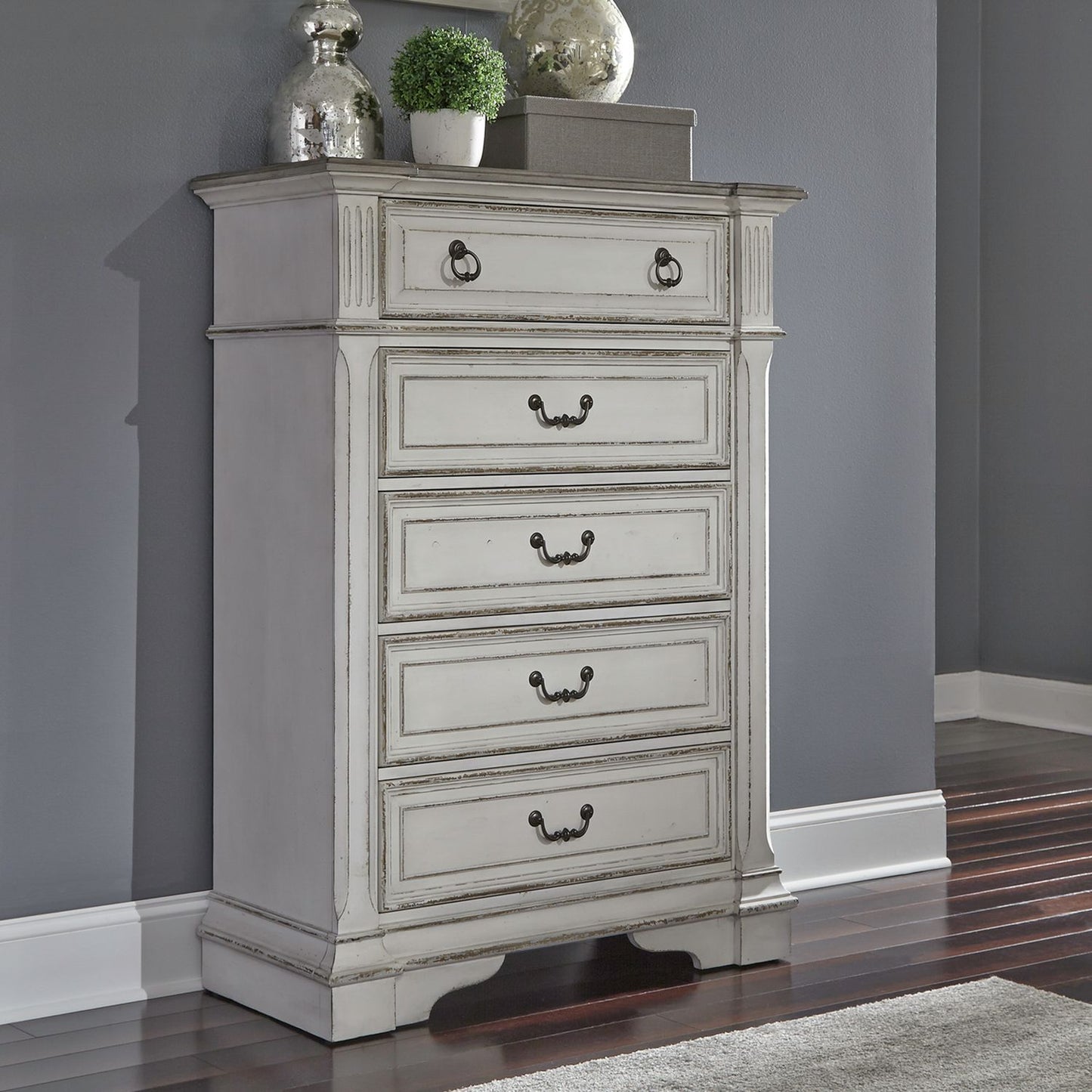 Abbey Park - 5 Drawer Chest